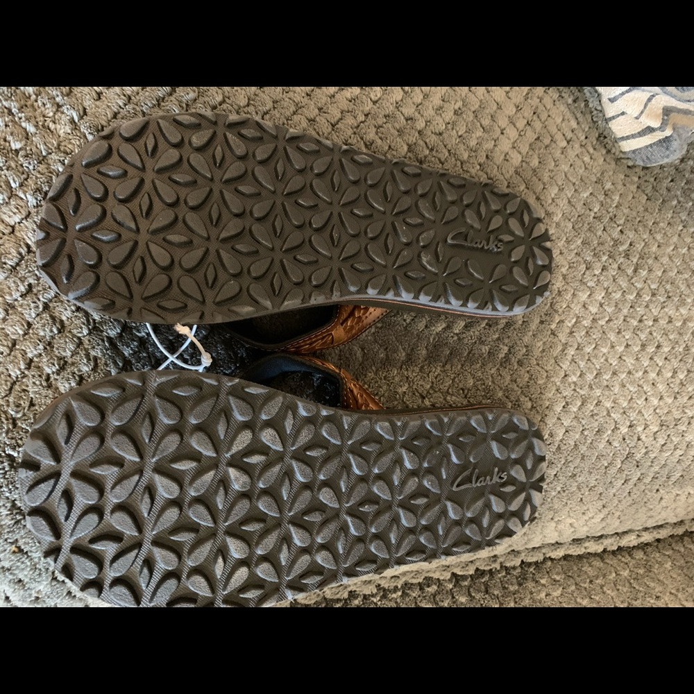 Clark’s Sandals - Picture 4 of 5